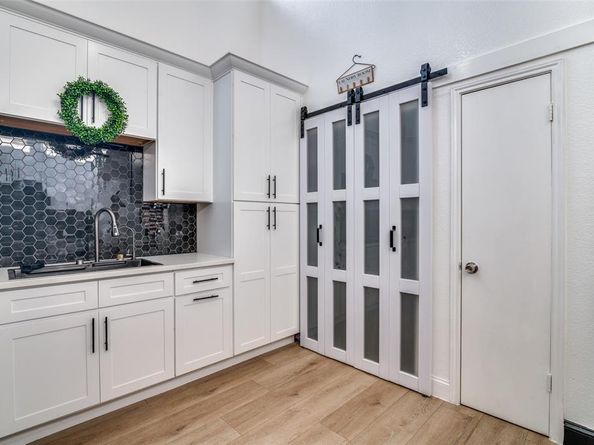 436  Crooked Lane , Mesquite Texas 75149