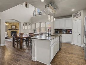 5728  Brookside Drive , Denton Texas 76226