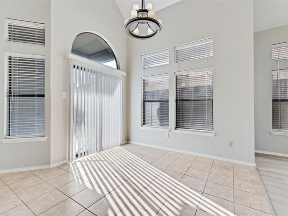 903  Ragland Drive , Cedar Hill Texas 75104