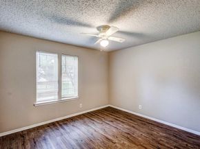 105  LAKEWAY Drive , Benbrook Texas 76126