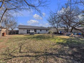 209  Mccurdy Street , Crowley Texas 76036