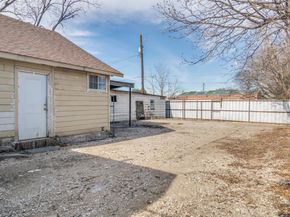 117 E Avenue Avenue  E, Garland Texas 75040