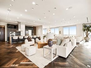 1717  Arts Plaza   2002, Dallas Texas 75201