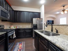 6742  Estrella   2626, Irving Texas 75039
