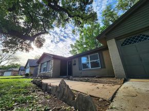 2822  Sunny Hill Lane , Farmers Branch Texas 75234