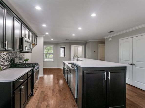 2082  Bentwater Lane , Frisco Texas 75036
