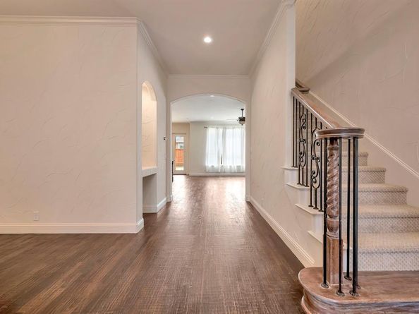 1120  Claire Street , Lantana Texas 76226