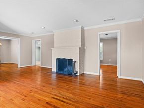 3744  Somerset Lane , Fort Worth Texas 76109