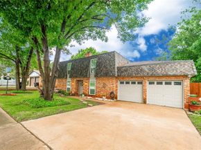 2121  Mountainview Drive , Hurst Texas 76054