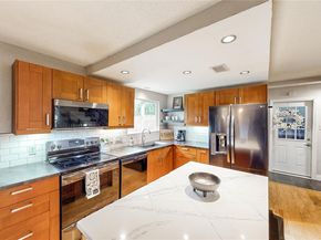 2121  Mountainview Drive , Hurst Texas 76054