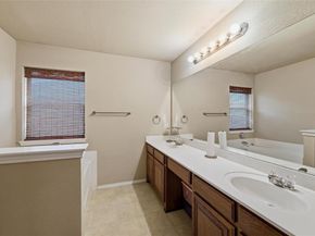 612  Owen Trail , Grand Prairie Texas 75051