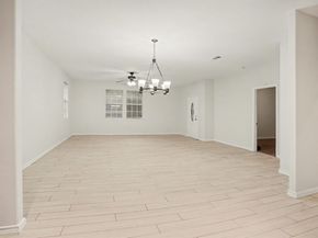 2446  Catherine Street , Dallas Texas 75211
