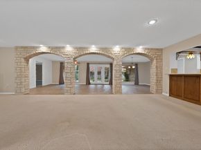 1008  Loch Lomond Drive , Arlington Texas 76012