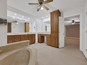 1008  Loch Lomond Drive , Arlington Texas 76012
