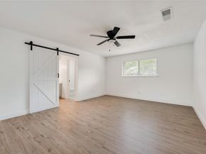 10823  Meadowcliff Lane , Dallas Texas 75238