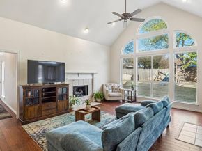 403  Hideaway Court , Euless Texas 76039