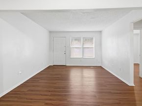 319  Ware Drive , Grand Prairie Texas 75051