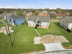 319  Ware Drive , Grand Prairie Texas 75051