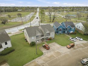 319  Ware Drive , Grand Prairie Texas 75051