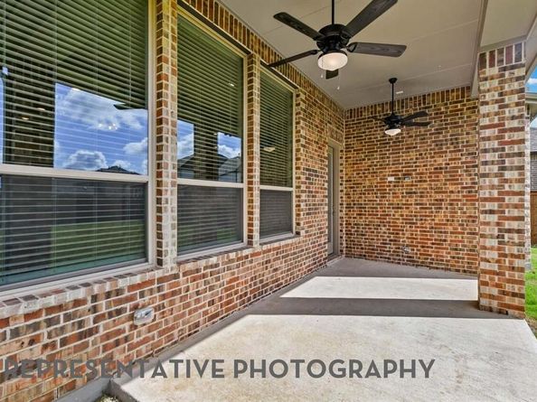 1033  Alberta Spruce Road , Fort Worth Texas 76247