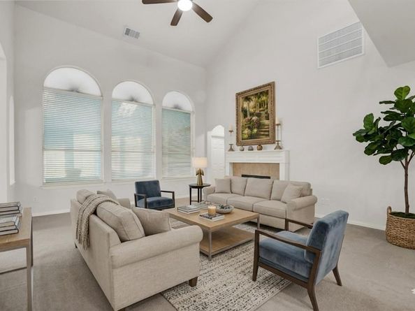 2106  Indian Trail , Rowlett Texas 75088
