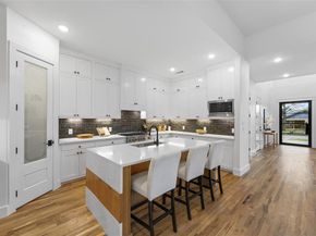 2619  Emmett Street , Dallas Texas 75211
