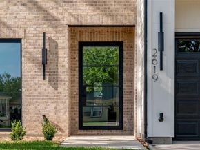 2619  Emmett Street , Dallas Texas 75211