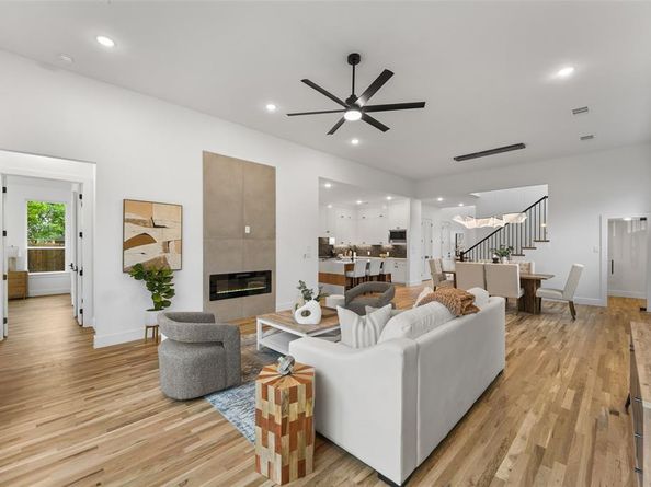 2619  Emmett Street , Dallas Texas 75211