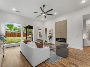 2619  Emmett Street , Dallas Texas 75211