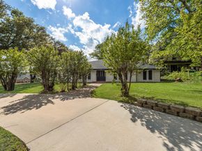 823 S Wildwood Drive , Irving Texas 75060