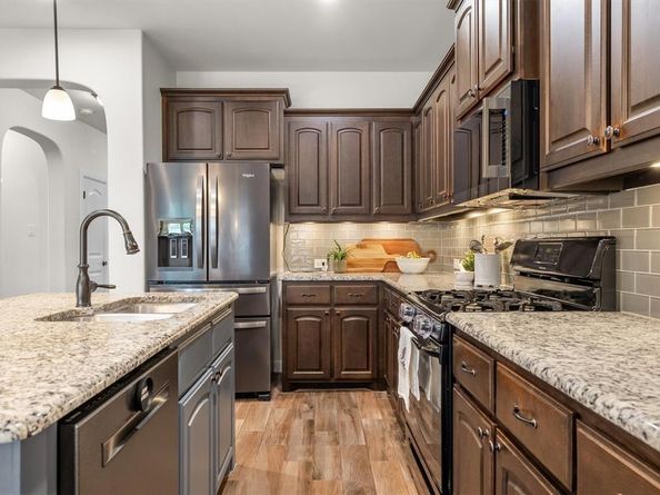 700  Gannet Trail , Argyle Texas 76226
