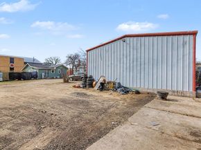 4225  Avenue M  , Fort Worth Texas 76105
