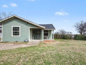 4225  Avenue M  , Fort Worth Texas 76105