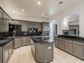 8925  Hunters Glen Trail , Fort Worth Texas 76120