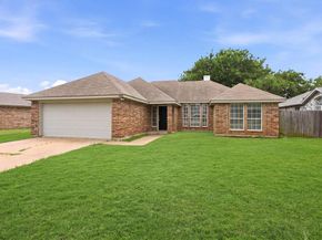 8040  Clear Brook Circle , Fort Worth Texas 76123