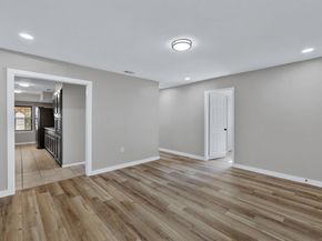 3205  Mccollum Street , Irving Texas 75061