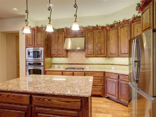2617  Queen Elaine Drive , Lewisville Texas 75056