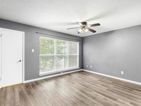 2535  Wedglea Drive  224, Dallas Texas 75211