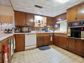 2828  Fairbrook Street , Irving Texas 75062