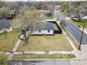 2945  Healey Drive , Dallas Texas 75228