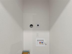 2945  Healey Drive , Dallas Texas 75228