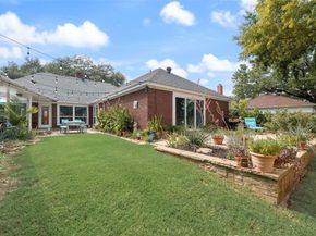 2140  Strathmore Drive , Highland Village Texas 75077