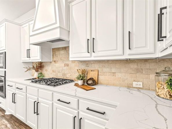 1011  Richmond Drive , Rockwall Texas 75087