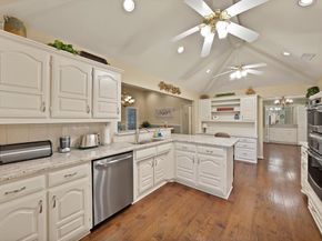 6313  O Ryans Circle , Garland Texas 75044