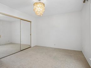 5226  Fleetwood Oaks Avenue  214, Dallas Texas 75235