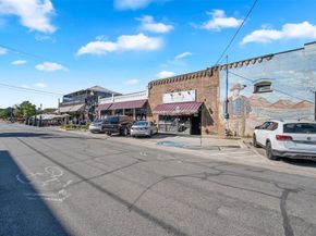 5980  Retta Mansfield Road , Burleson Texas 76028