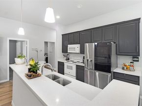 1317  Dacki Avenue , Dallas Texas 75211