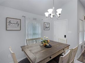 1317  Dacki Avenue , Dallas Texas 75211