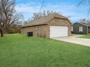 1317  Dacki Avenue , Dallas Texas 75211