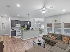 1317  Dacki Avenue , Dallas Texas 75211